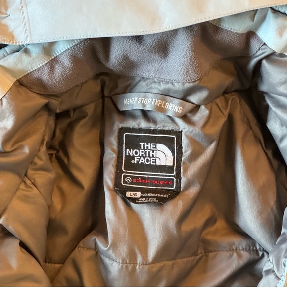 The North Face, women’s winter coat, size L - Picture 2 of 8